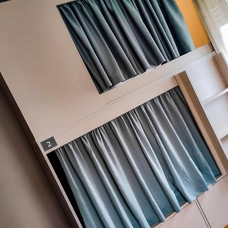Hostel Vila Nova Вила-Нова-ди-Гая Экстерьер фото