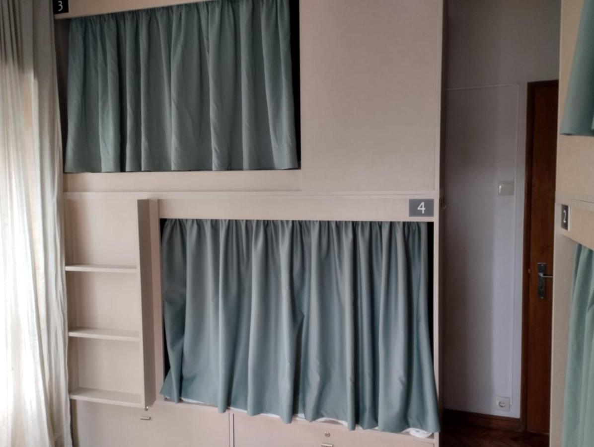 Hostel Vila Nova Вила-Нова-ди-Гая Номер фото